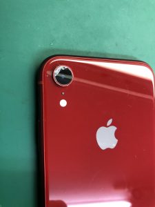 iPhoneXR リアカメラガラス交換 カメラガラスだけの交換も可能です